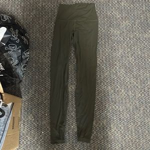 Lulu Lemon leggings.